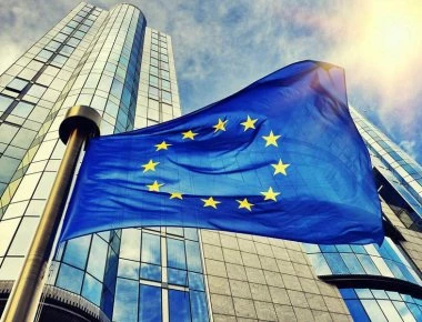 Κατατέθηκε ο προϋπολογισμός στην Κομισιόν: Χωρίς περικοπή συντάξεων «αν το θέλετε και εσείς» - 4 Δεκεμβρίου η απόφαση